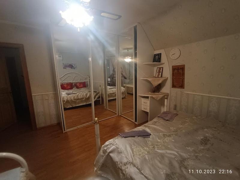 приватний будинок з каміном, у центрі міста , вул стрєльцова, 21 *