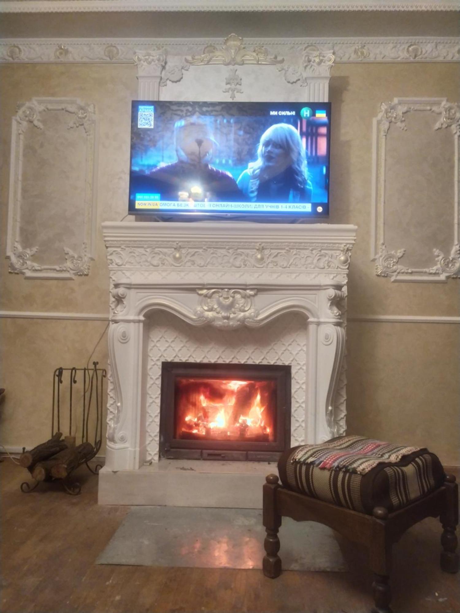 Apartment приватний будинок з каміном, у центрі міста , вул стрєльцова, 21 *