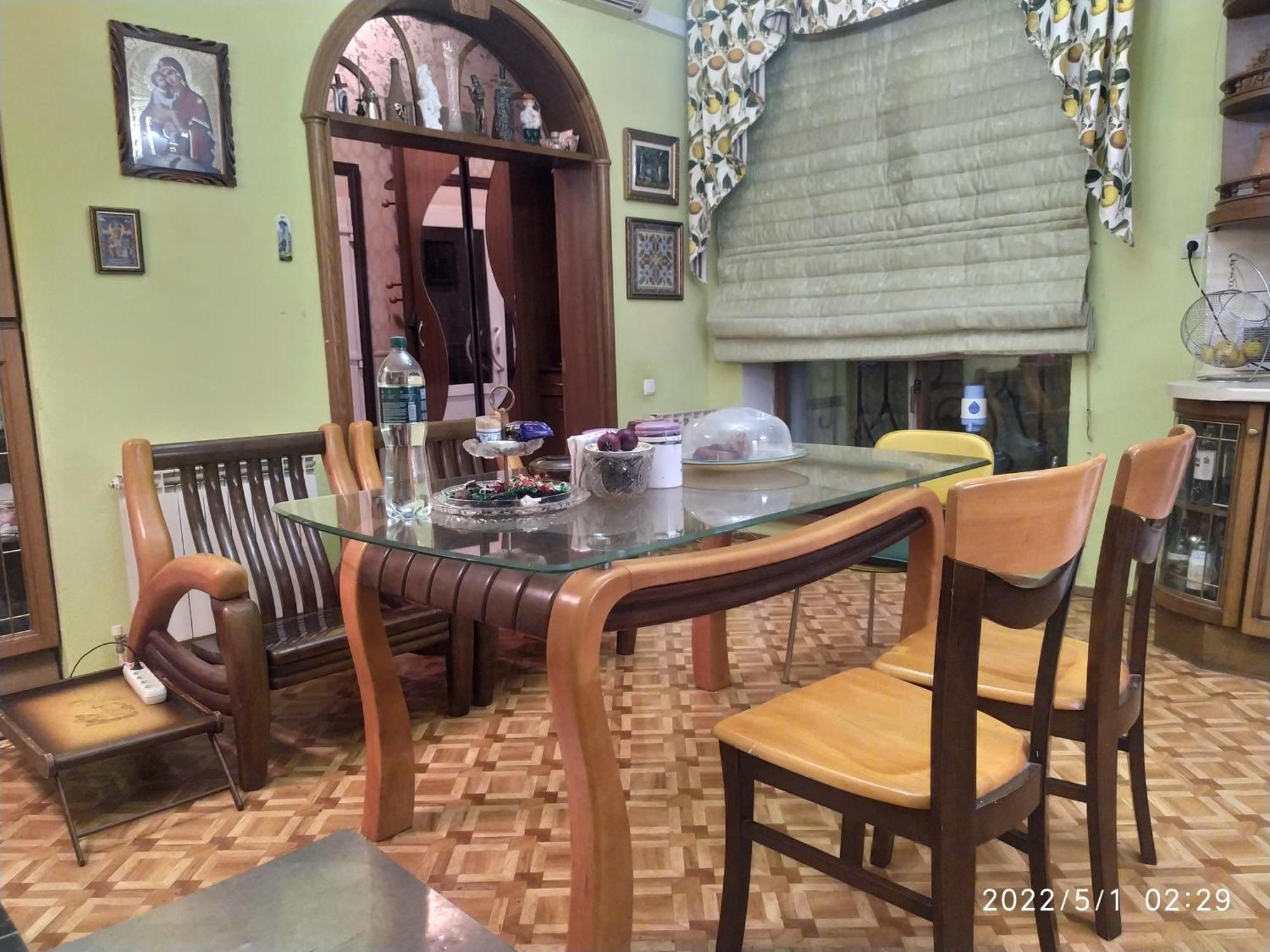 Apartment приватний будинок з каміном, у центрі міста , вул стрєльцова, 21 Kryvyi Rih